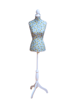 DECORATIVE MANNEQUIN LARGE